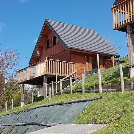 Chalet Montagnard Perce Neige Avec Terrasse Plein Sud-5 Personnes *