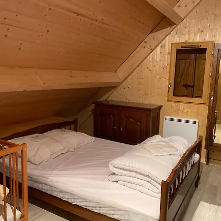 Chalet Montagnard Perce Neige Avec Terrasse Plein Sud-5 Personnes *